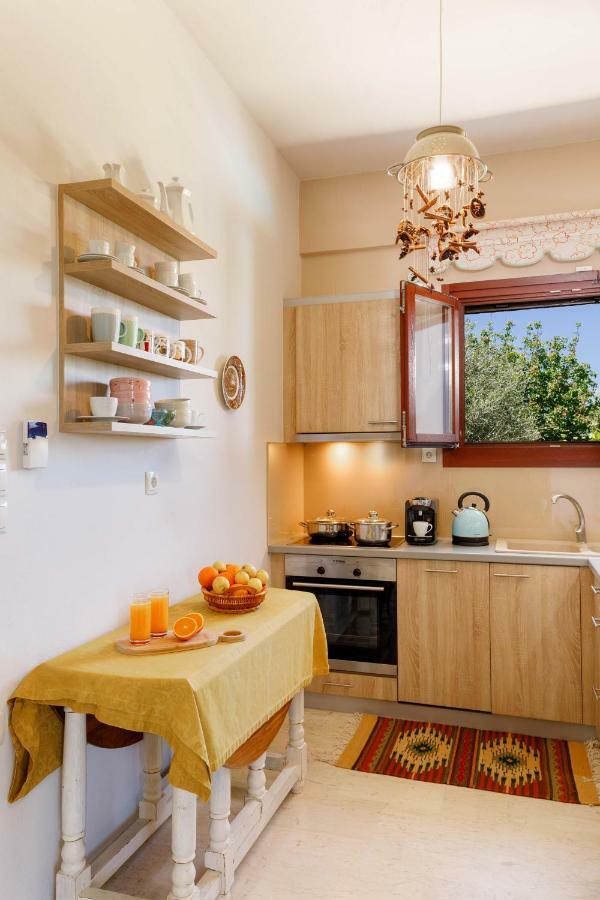 Lily'S Cottage Platanes  Zewnętrze zdjęcie