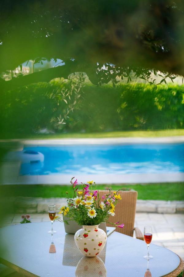 Lily'S Cottage Platanes  Zewnętrze zdjęcie